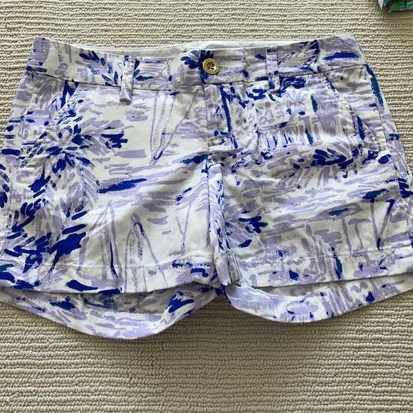 Lilly Pulitzer Callahan 5” Inseam Shorts - Picture 1 of 3